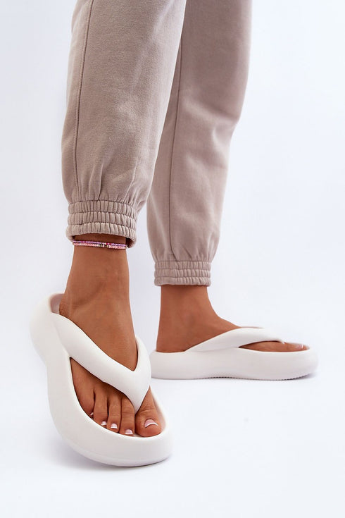 Japanese flip-flops model 194386 Step in style