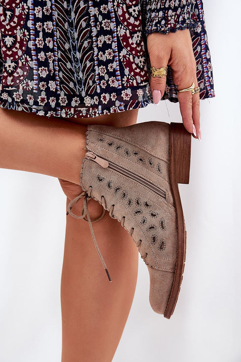 Boots model 208794 Step in style