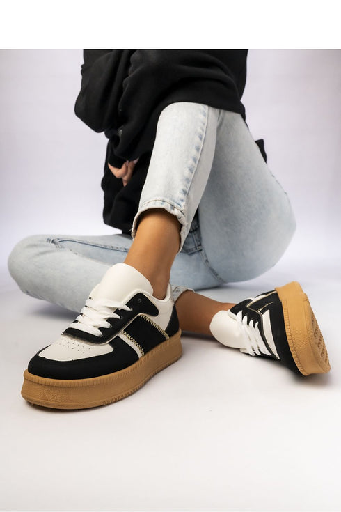 Sneakers model 210573 Inello