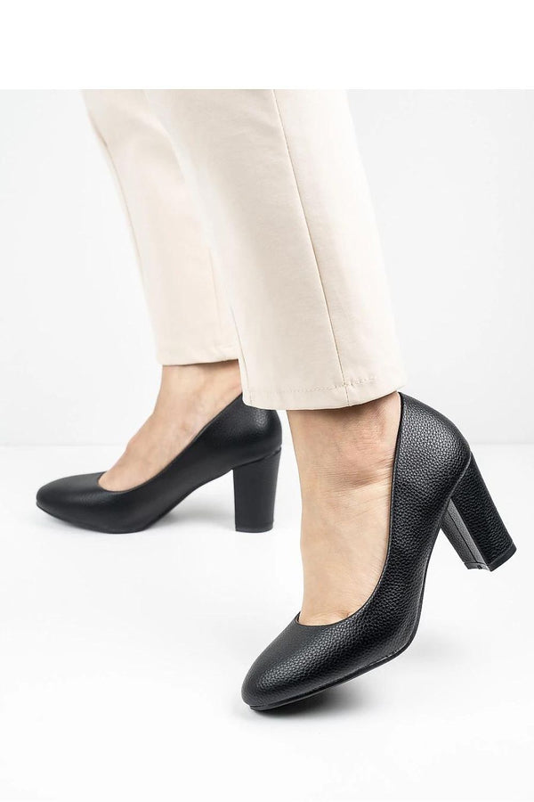 Block heel pumps model 213149 Inello