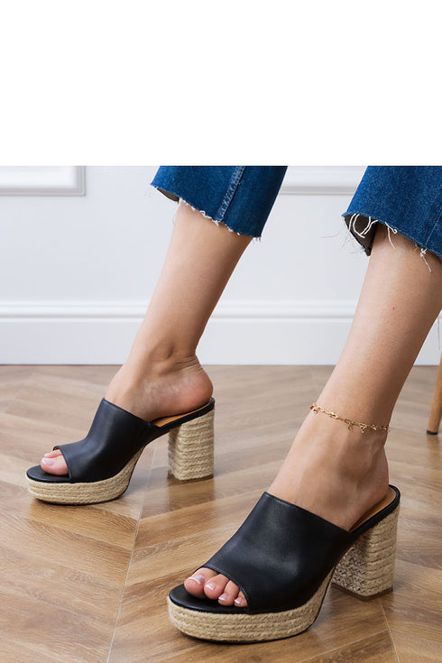 Flip-flops model 213715 PRIMO