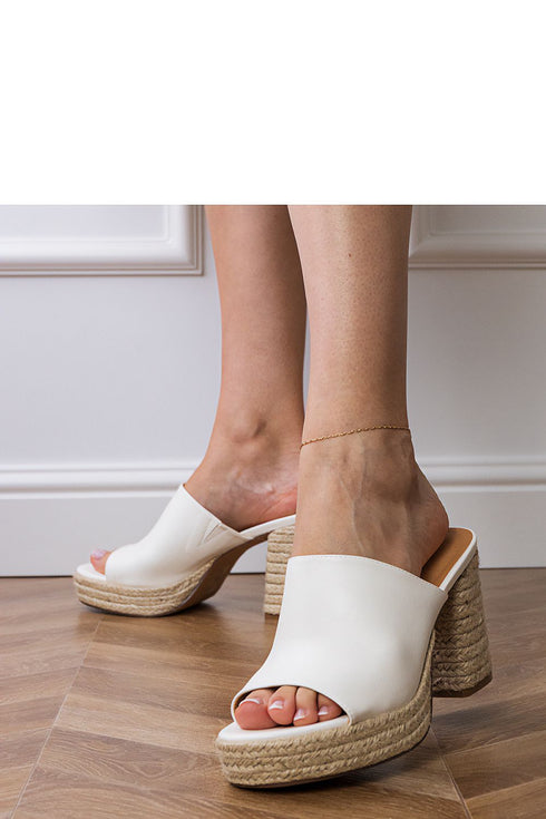 Flip-flops model 213716 PRIMO