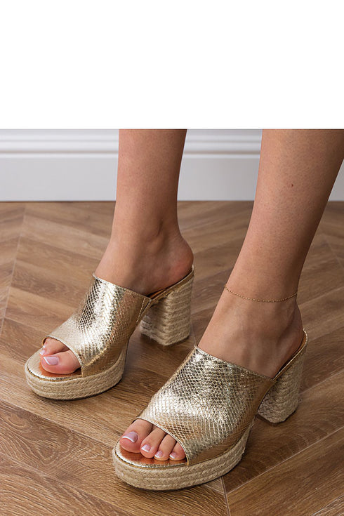 Flip-flops model 213717 PRIMO