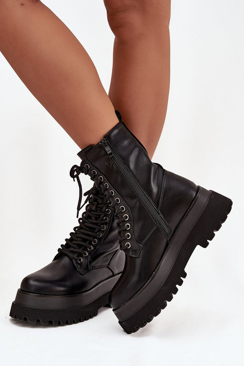 Bootie model 221133 Step in style