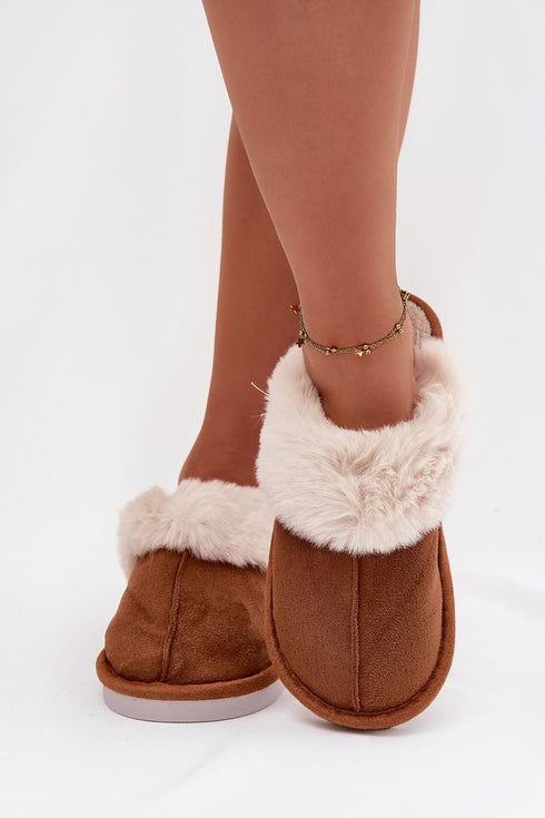 Slippers model 221513 Step in style