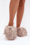 Slippers model 221937 Step in style