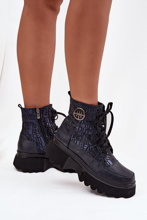 Platform boots model 222950 Step in style