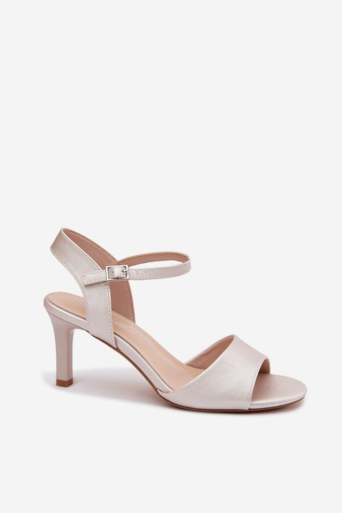 Heel sandals model 228107 Step in style