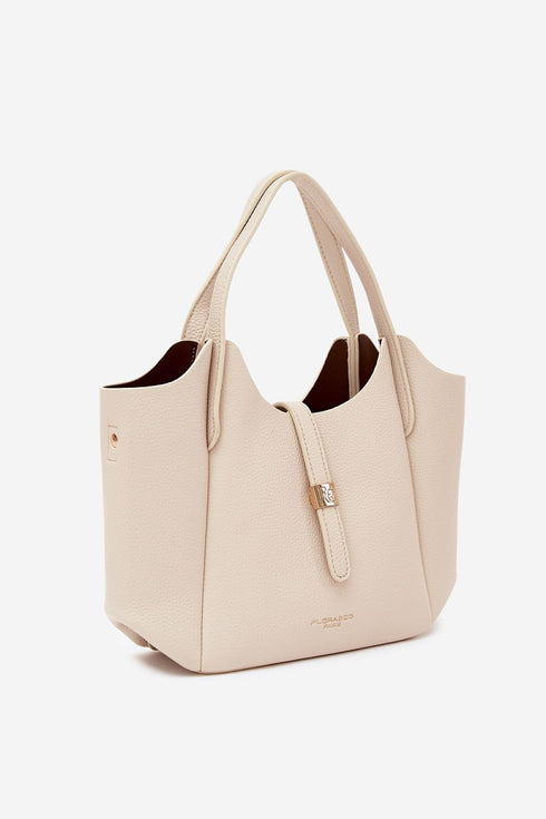 Everyday handbag model 230341 Step in style