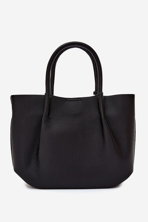 Everyday handbag model 230365 Step in style