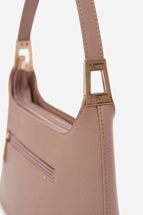 Everyday handbag model 230373 Step in style