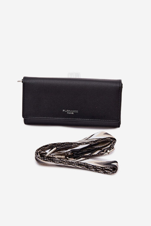 Everyday handbag model 230549 Step in style