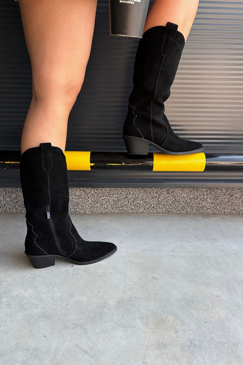 Heel boots model 230944 Step in style