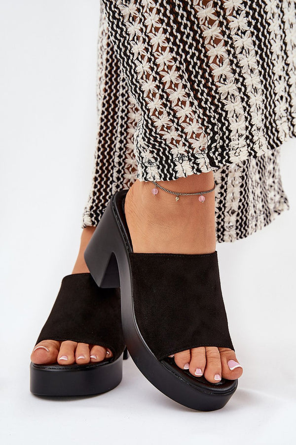  Flip-flops model 209942 Step in style 