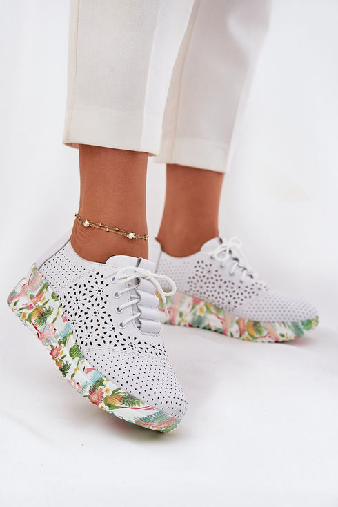  Low Shoes model 212546 Step in style 