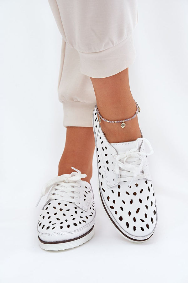  Low Shoes model 212565 Step in style 