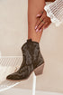  Heel boots model 218511 Step in style 